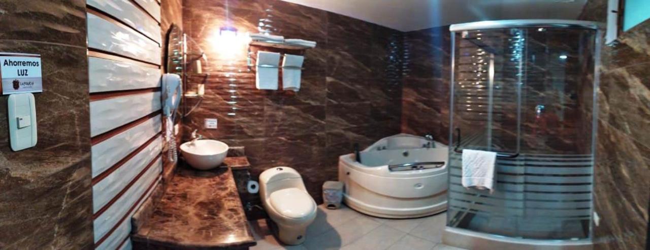 La Kapital Hotel Ambato Luaran gambar